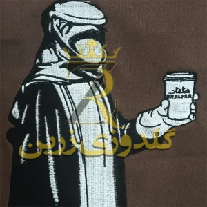 گلدوزی روی لباس